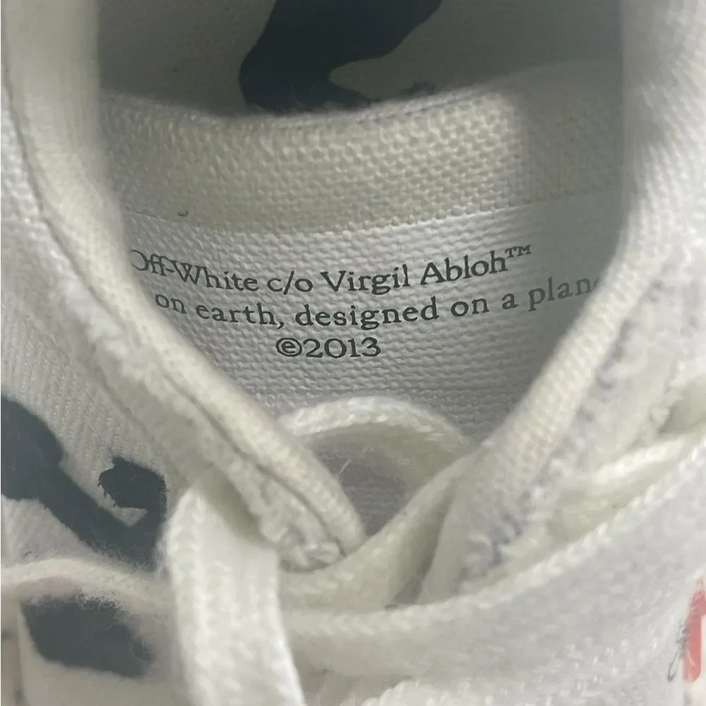 Off-White Kids Vulcanised- Sneakers 24” kids size 6 RARE